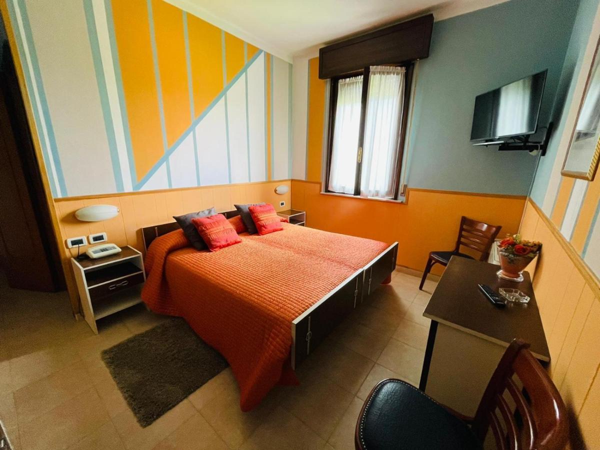 Hotel Azzurra Сальсомаджоре-Терме Экстерьер фото